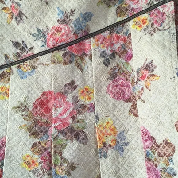 OILILY pleated wrap style floral skirt - Picture 4 of 6